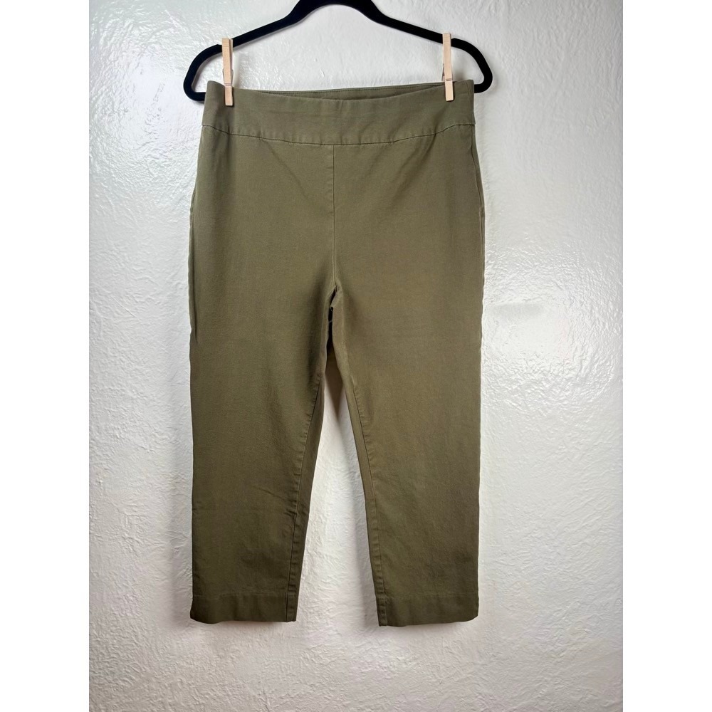 Chico's So Slimming Crop Pants Medium Olive Green Stretch Office Preppy Earthy